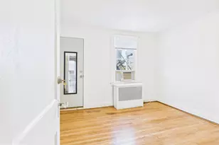 205 E 33rd St, Baltimore, MD 21218 - Photo 7