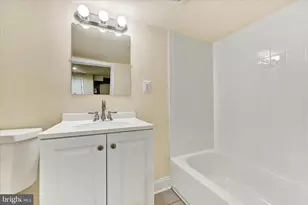 4000 Falls Rd, Baltimore, MD 21211 - Photo 29