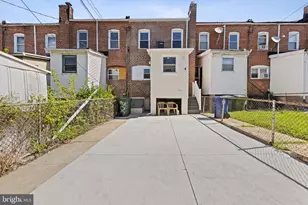 1015 Bonaparte Ave, Baltimore, MD 21218 - Photo 21