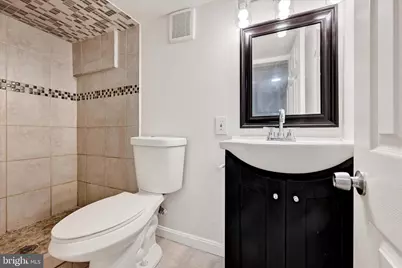 4601 Hampnett Avenue, Baltimore, MD 21214 - Photo 25