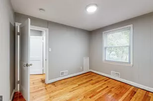 4441 Eldone Rd, Baltimore, MD 21229 - Photo 9