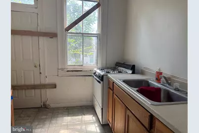 739 E 36th Street, Baltimore, MD 21218 - Photo 7