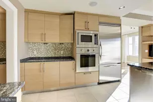 801 Key Hwy, Baltimore, MD 21230 - Photo 17