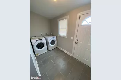 325 E 21st Street, Baltimore, MD 21218 - Photo 11