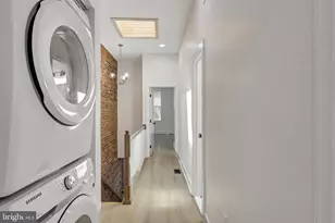 417 N Milton Ave N, Baltimore, MD 21224 - Photo 15