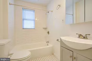 3770 Ravenwood Ave, Baltimore, MD 21213 - Photo 13