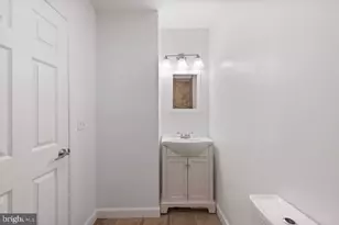 1815 N Warwick Ave, Baltimore, MD 21216 - Photo 23