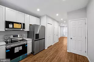 512 N Port St, Baltimore, MD 21205 - Photo 9