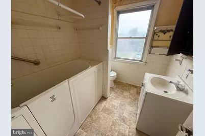 3701 Columbus Drive, Baltimore, MD 21215 - Photo 11