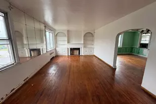 3701 Columbus Dr, Baltimore, MD 21215 - Photo 3