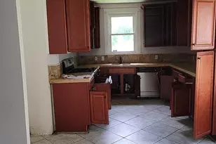 2300 Monticello Rd, Baltimore, MD 21216 - Photo 3