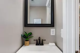 2718 E Fairmount Ave, Baltimore, MD 21224 - Photo 17