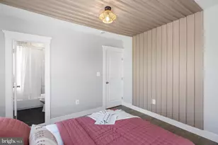 2718 E Fairmount Ave, Baltimore, MD 21224 - Photo 25