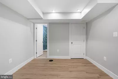 2718 E Fairmount Avenue, Baltimore, MD 21224 - Photo 19