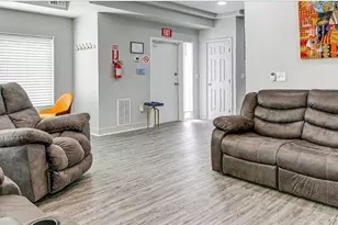 2126 Presbury St, Baltimore, MD 21217 - Photo 7