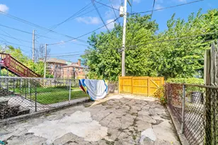 1813 N Bentalou St, Baltimore, MD 21216 - Photo 39