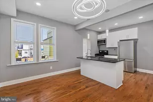 327 Lyndhurst St, Baltimore, MD 21229 - Photo 3