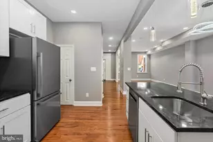 327 Lyndhurst St, Baltimore, MD 21229 - Photo 7