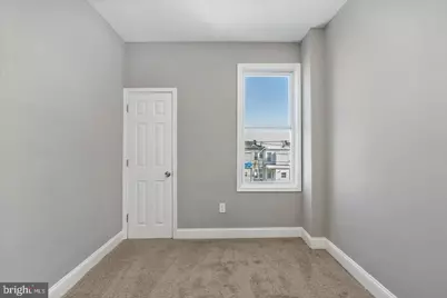 327 Lyndhurst Street, Baltimore, MD 21229 - Photo 27