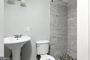 4300 Norfolk Ave, Baltimore, MD 21216 - Photo 23