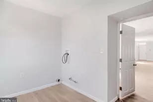 647 S Pulaski St, Baltimore, MD 21223 - Photo 11