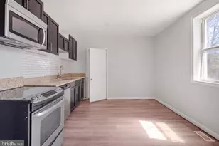 647 S Pulaski St, Baltimore, MD 21223 - Photo 9