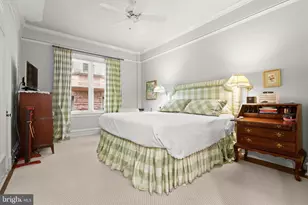 700 Washington Pl, Baltimore, MD 21201 - Photo 25