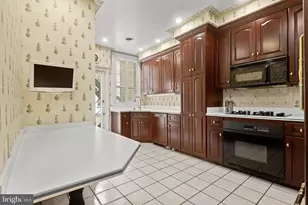 700 Washington Pl, Baltimore, MD 21201 - Photo 19