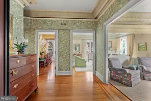 700 Washington Pl, Baltimore, MD 21201 - Photo 7