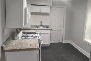 1114 N Bond St, Baltimore, MD 21213 - Photo 9