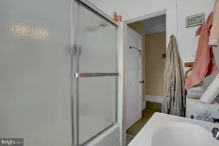 3001 N Calvert St, Baltimore, MD 21218 - Photo 13