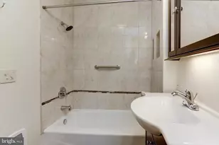 426 S Eden St, Baltimore, MD 21231 - Photo 31