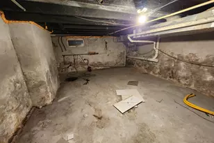 505 E 26th St, Baltimore, MD 21218 - Photo 17