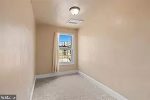 1936 Ridgehill Ave, Baltimore, MD 21217 - Photo 9