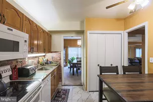 3601 Clarks Ln, Baltimore, MD 21215 - Photo 25