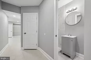 813 Wedgewood Rd, Baltimore, MD 21229 - Photo 41