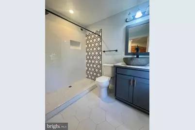 1904 Bank Street, Baltimore, MD 21231 - Photo 17