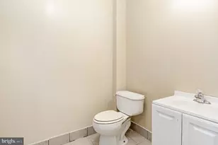 2544 W Fairmount Ave, Baltimore, MD 21223 - Photo 17