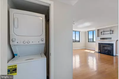 414 Water Street #2512, Baltimore, MD 21202 - Photo 25