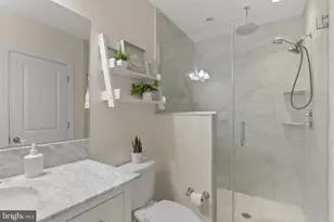 911 S Curley St, Baltimore, MD 21224 - Photo 29