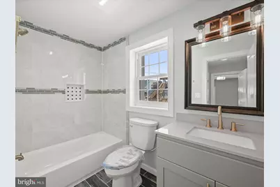 1015 S Kenwood Avenue, Baltimore, MD 21224 - Photo 23