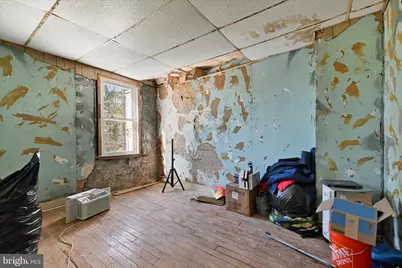 729 E 37th Street, Baltimore, MD 21218 - Photo 15