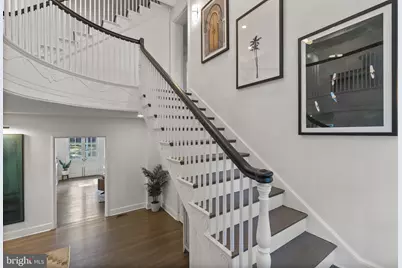 203 E Highfield Road, Baltimore, MD 21218 - Photo 5