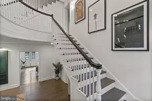 203 E Highfield Rd, Baltimore, MD 21218 - Photo 5