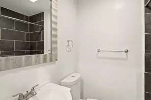 1824 St Paul St, Baltimore, MD 21202 - Photo 19