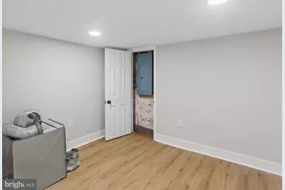 5 N Clinton Street, Baltimore, MD 21224 - Photo 23