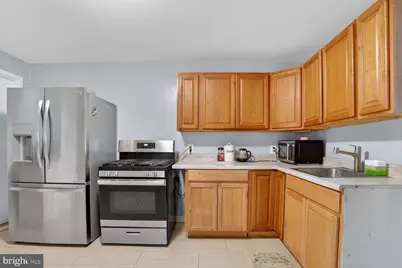 3212 Strickland Street, Baltimore, MD 21229 - Photo 9