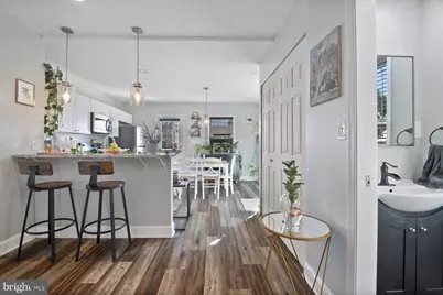 4401 Grand View Avenue, Baltimore, MD 21211 - Photo 9