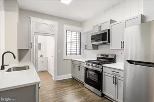 319 Lyndhurst St, Baltimore, MD 21229 - Photo 13