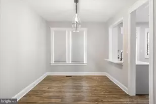 319 Lyndhurst St, Baltimore, MD 21229 - Photo 11